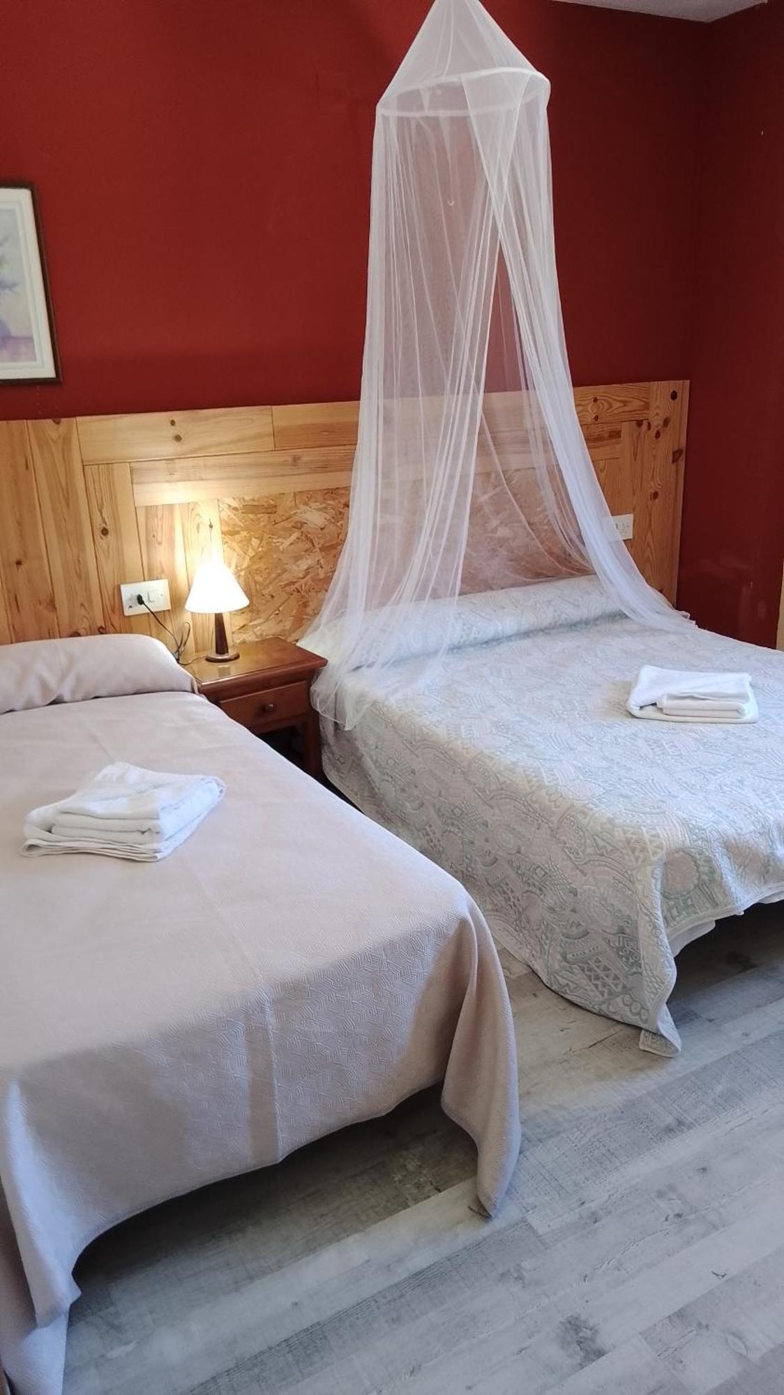 Eco Art Hotel Rural Tajo Пералехос де лас Тручас Екстериор снимка