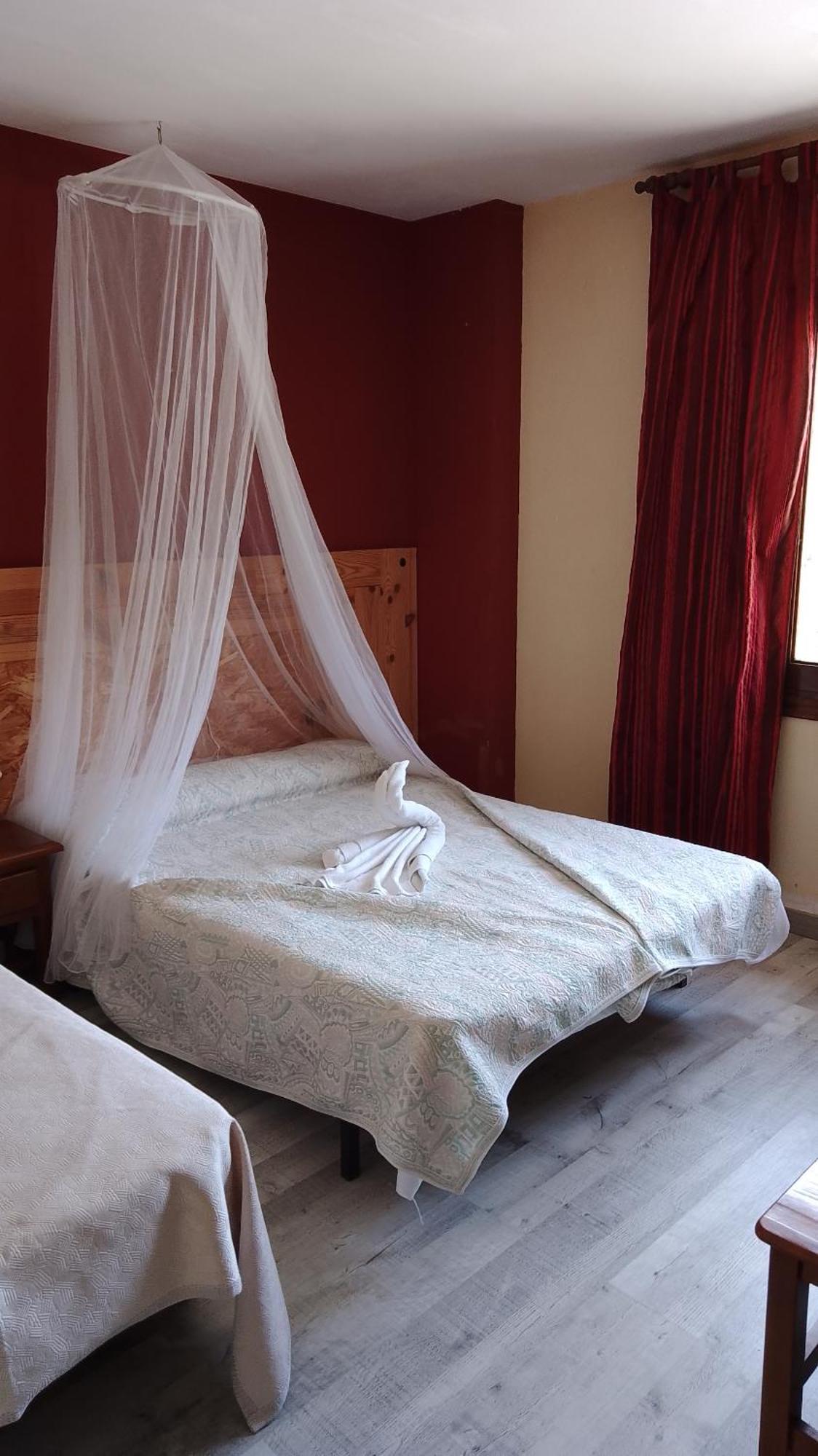 Eco Art Hotel Rural Tajo Пералехос де лас Тручас Екстериор снимка